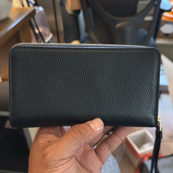 Soft leather Coach woman’s wallet - Picture 2 of 6